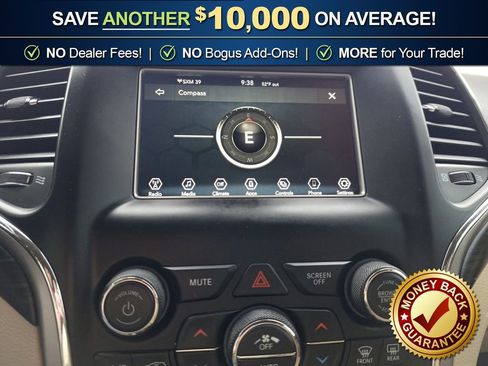 Used 2021 Jeep Grand Cherokee Laredo image 25