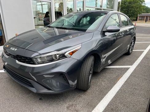 Certified 2023 Kia Forte LXS w/ LXS Technology Package FWD image 2