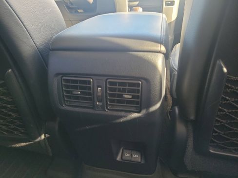 Used 2023 Toyota 4Runner Limited image 18