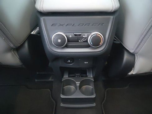 New 2026 Ford Explorer Active image 22
