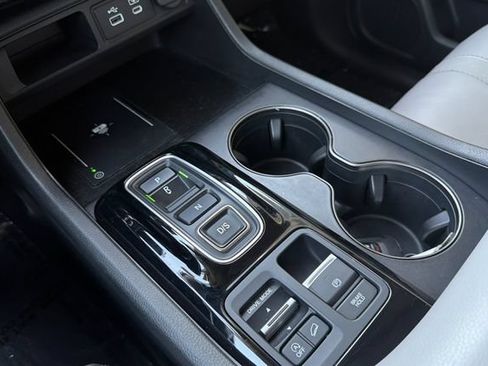 Used 2024 Honda Pilot EX-L image 27