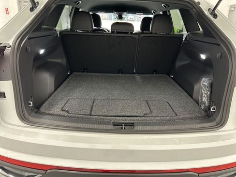 New 2026 Volkswagen Atlas Cross Sport SE AWD/4WD image 37