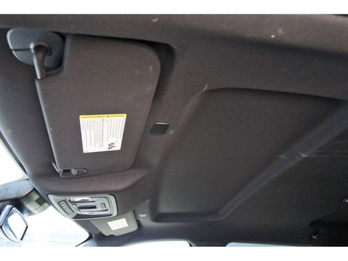 Used 2024 GMC Sierra 2500 AT4 w/ AT4 Preferred Package image 25