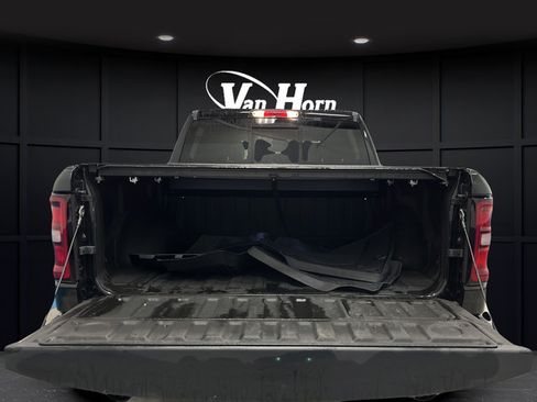 Used 2025 RAM 1500 Laramie w/ Night Edition AWD/4WD image 27