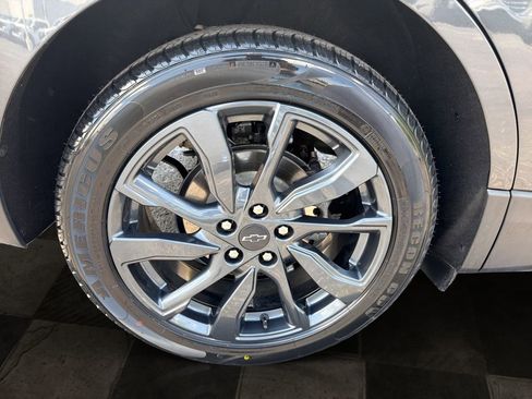 Certified 2022 Chevrolet Equinox RS w/ RS Leather Package FWD image 12