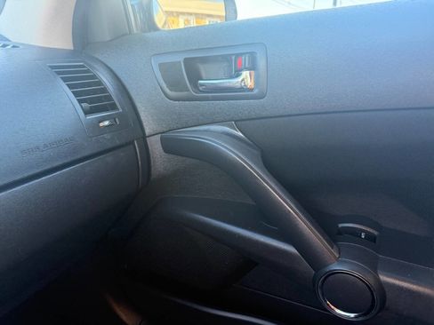 Used 2006 Scion tC Base 2dr Hatchback w/Manual image 19