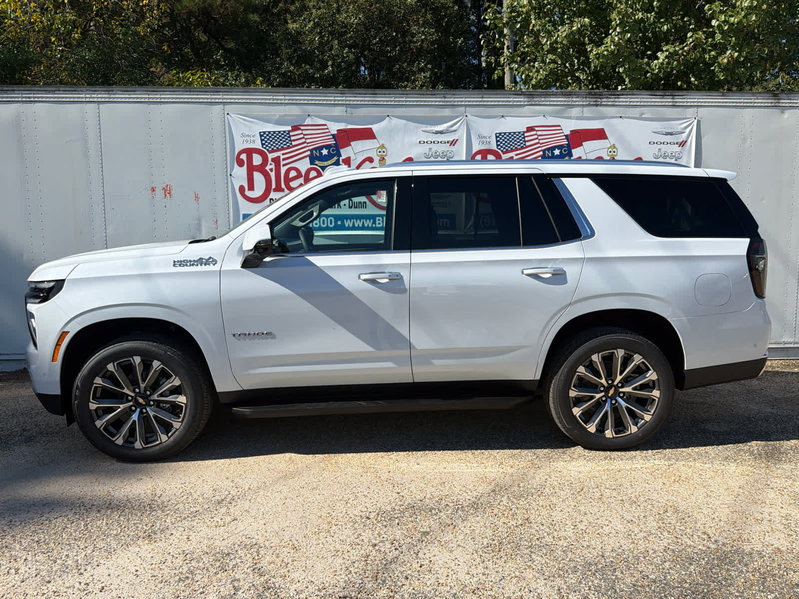 New 2027 Chevrolet Tahoe High Country w/ Sun And Tow Package AWD/4WD image 7