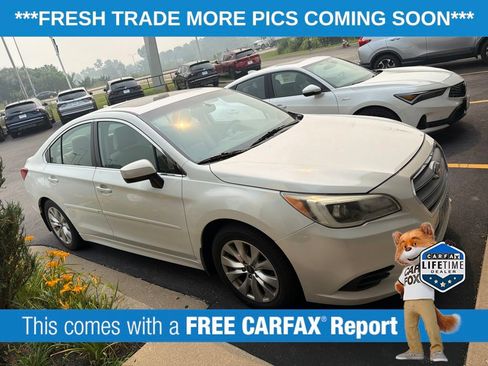 Used 2016 Subaru Legacy 2.5i Premium AWD/4WD image 3