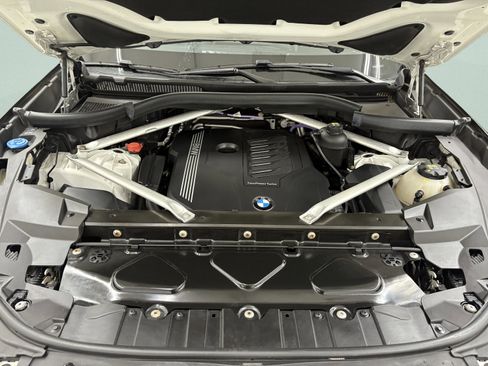 Used 2021 BMW X5 xDrive40i w/ Convenience Package image 38