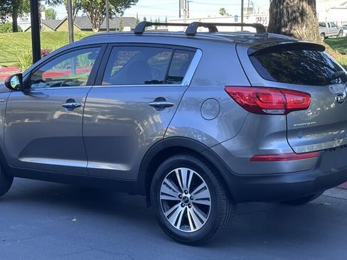 Used 2016 Kia Sportage EX image 5