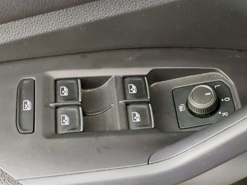 Used 2024 Volkswagen Jetta S image 15