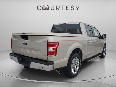 Used 2018 Ford F150 XLT w/ Equipment Group 302A Luxury image 4