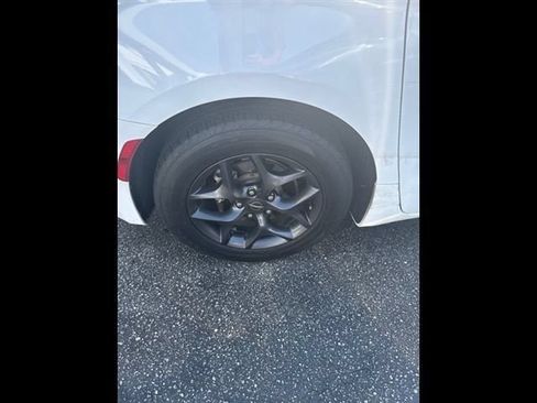 Used 2019 Chrysler Pacifica Touring-L Plus w/ Advanced Safetytec Group FWD image 20