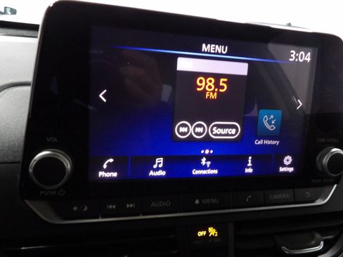 Used 2022 Nissan Altima 2.5 SR FWD image 13