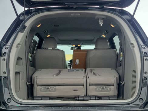 Used 2016 Honda Odyssey EX-L image 10
