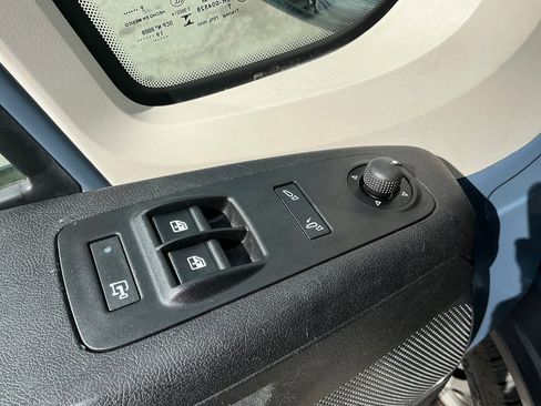 Used 2019 RAM ProMaster 3500 image 12