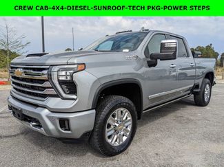 Used 2025 Chevrolet Silverado 2500 High Country w/ High Country Premium Package AWD/4WD video 1