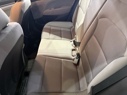 Used 2018 Hyundai Elantra SEL w/ Cargo Package image 30