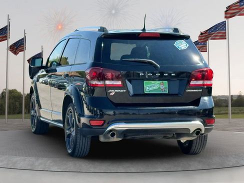 Used 2019 Dodge Journey Crossroad w/ Navigation Group image 7