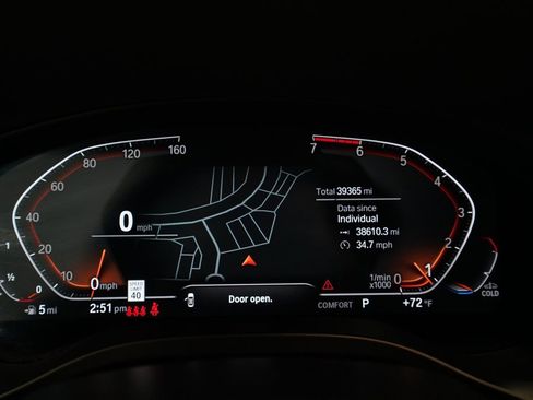 Used 2023 BMW X3 xDrive30i w/ Premium Package image 2