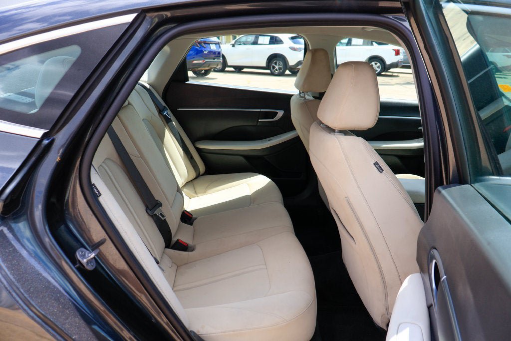 Used 2025 Hyundai Sonata SEL FWD image 10