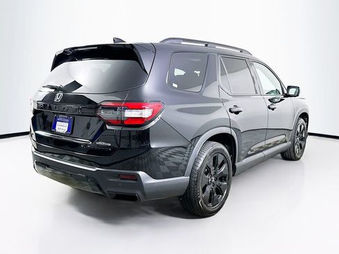 Used 2026 Honda Pilot Black Edition image 7