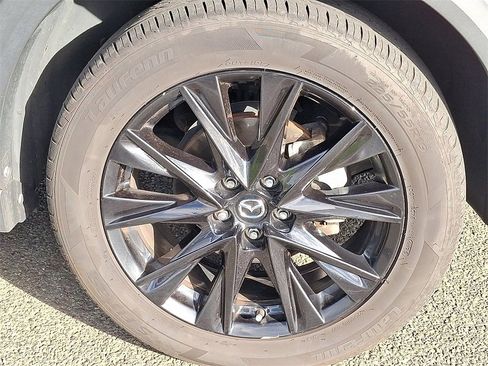 Used 2021 MAZDA CX-5 Carbon Edition image 9