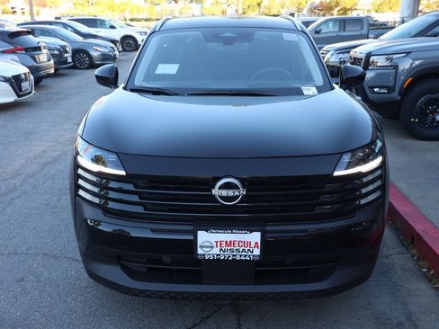 New 2026 Nissan Kicks SV image 9