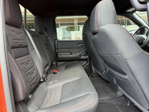 Used 2025 Nissan Frontier PRO-4X w/ Interior Protection Package AWD/4WD image 19