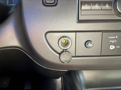 Used 2025 GMC Savana 2500 w/ Driver Convenience Package RWD image 18