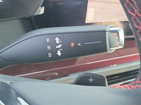 New 2026 Chevrolet Traverse RS image 11