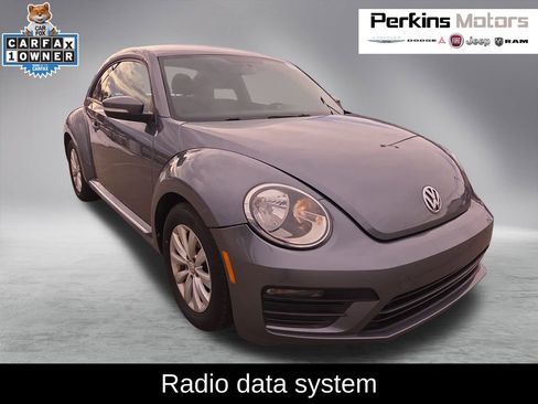 Used 2019 Volkswagen Beetle 2.0T image 1