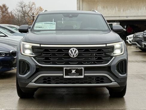 New 2026 Volkswagen Atlas Cross Sport SE FWD image 5