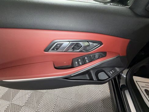 Used 2023 BMW 330i xDrive Sedan w/ Premium Package image 15