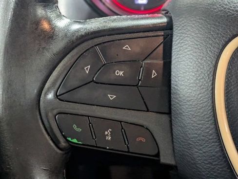 Used 2019 Dodge Charger SXT RWD image 22