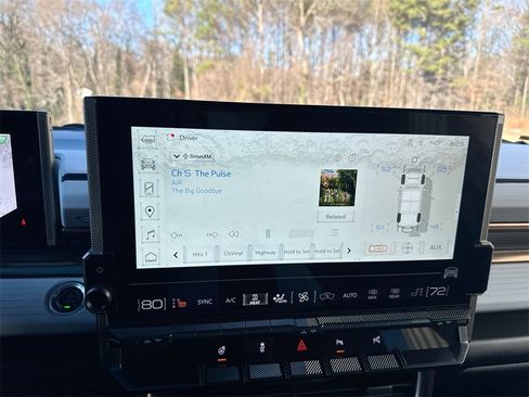 Used 2025 GMC Hummer EV 3X w/ LPO, Sport Package image 26