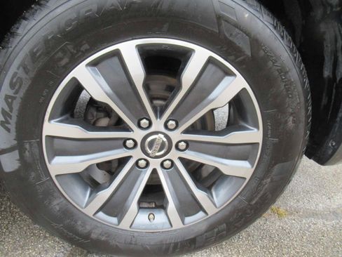 Used 2019 Nissan Armada SL w/ Premium Package image 11