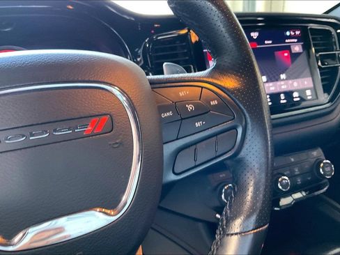 Used 2025 Dodge Durango GT RWD image 9