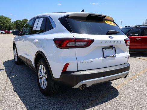 Used 2024 Ford Escape Active AWD/4WD image 3