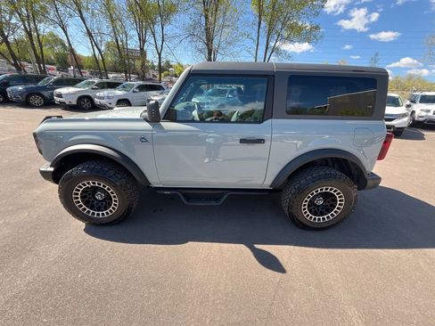 Used 2023 Ford Bronco Black Diamond AWD/4WD image 4