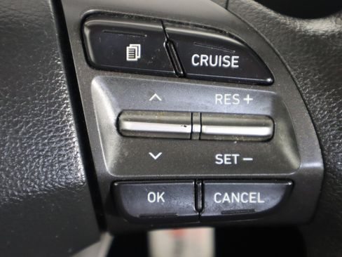 Used 2018 Hyundai Kona SE AWD/4WD image 19