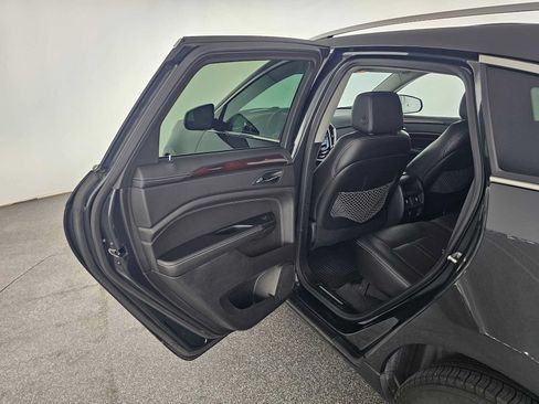 Used 2015 Cadillac SRX Luxury w/ Driver Awareness Package AWD/4WD image 15