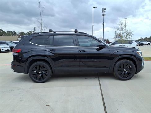 New 2026 Volkswagen Atlas SE FWD image 4