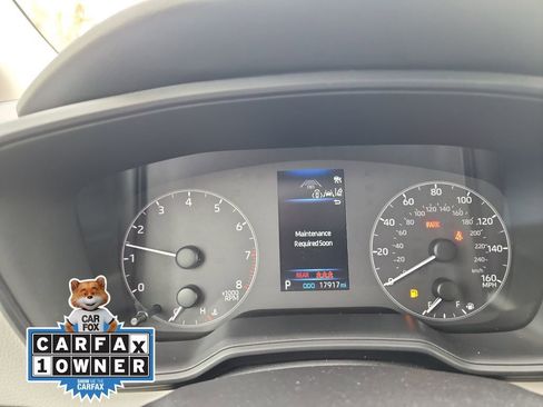 Used 2025 Toyota Corolla LE image 19