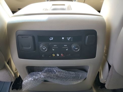 Used 2016 GMC Yukon Denali w/ Open Road Package image 21