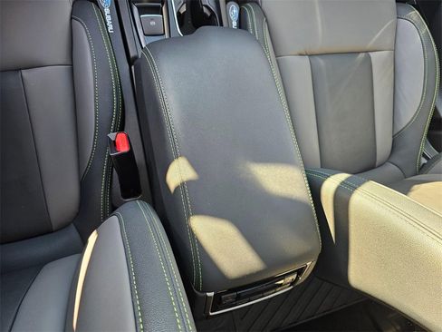 Used 2025 Subaru Ascent Onyx Edition image 30