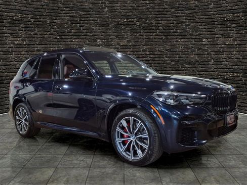 Used 2023 BMW X5 xDrive40i w/ M Sport Package AWD/4WD image 1