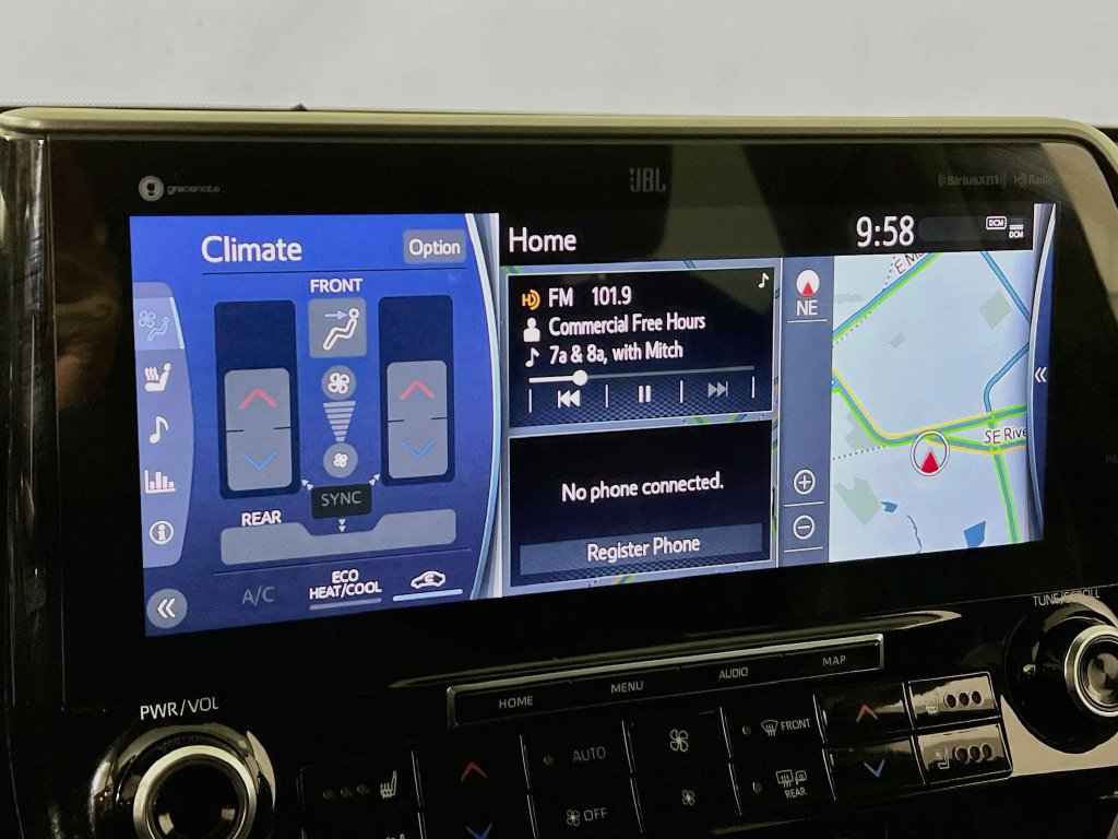 Certified 2021 Toyota Highlander Limited AWD/4WD image 13