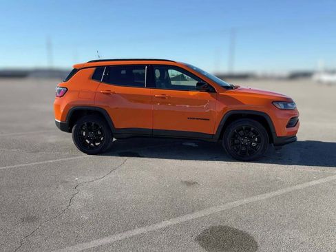 New 2026 Jeep Compass Latitude image 14