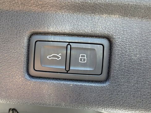 Used 2018 Audi A5 2.0T Premium Plus AWD/4WD image 9